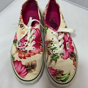 Off The Wall Hawaiian Canvas Shoes Size 7